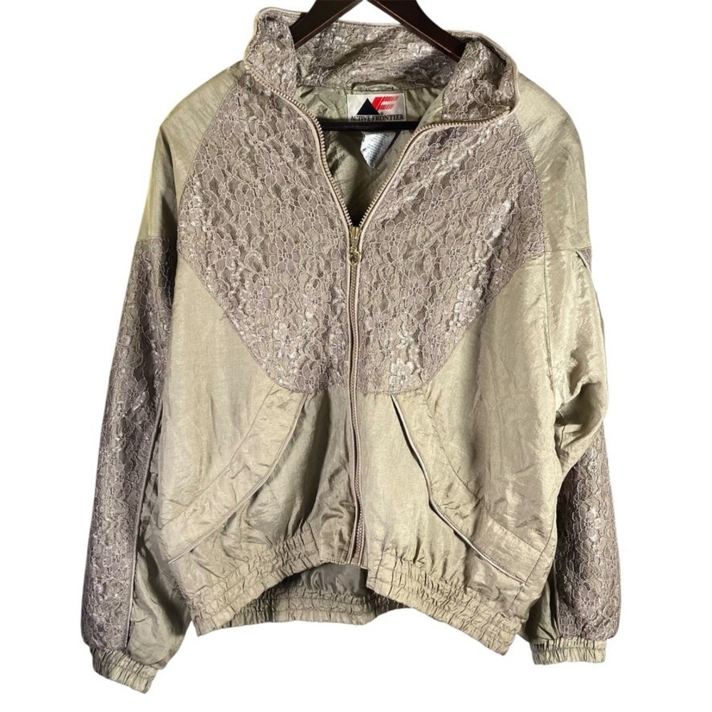 Active Frontier Petite Large Vintage Lace Trimmed Nylon Track Jacket 80's‎